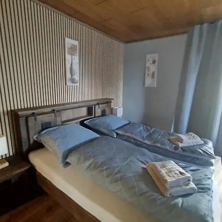 Hutorok Hotel Strubbel