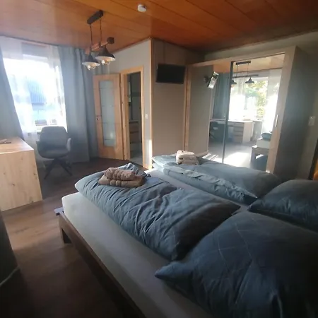 Hutorok Hotell Strubbel